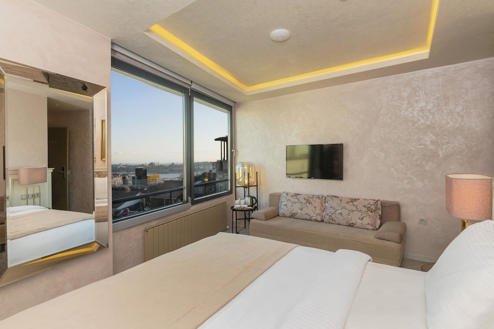 Ayramin Deluxe Hotel - Image 94