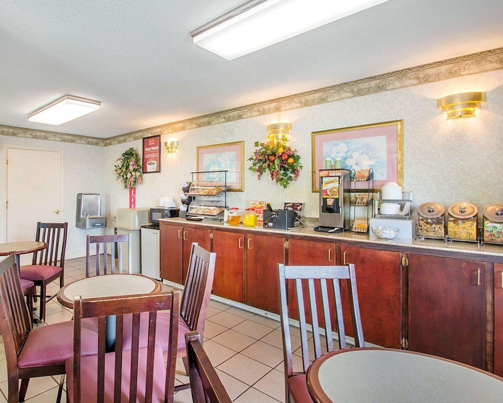 Econo Lodge Troy
