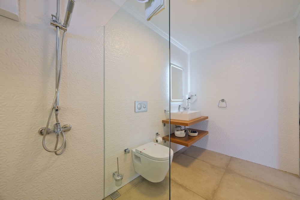Larimar Suite Otel - Image 38
