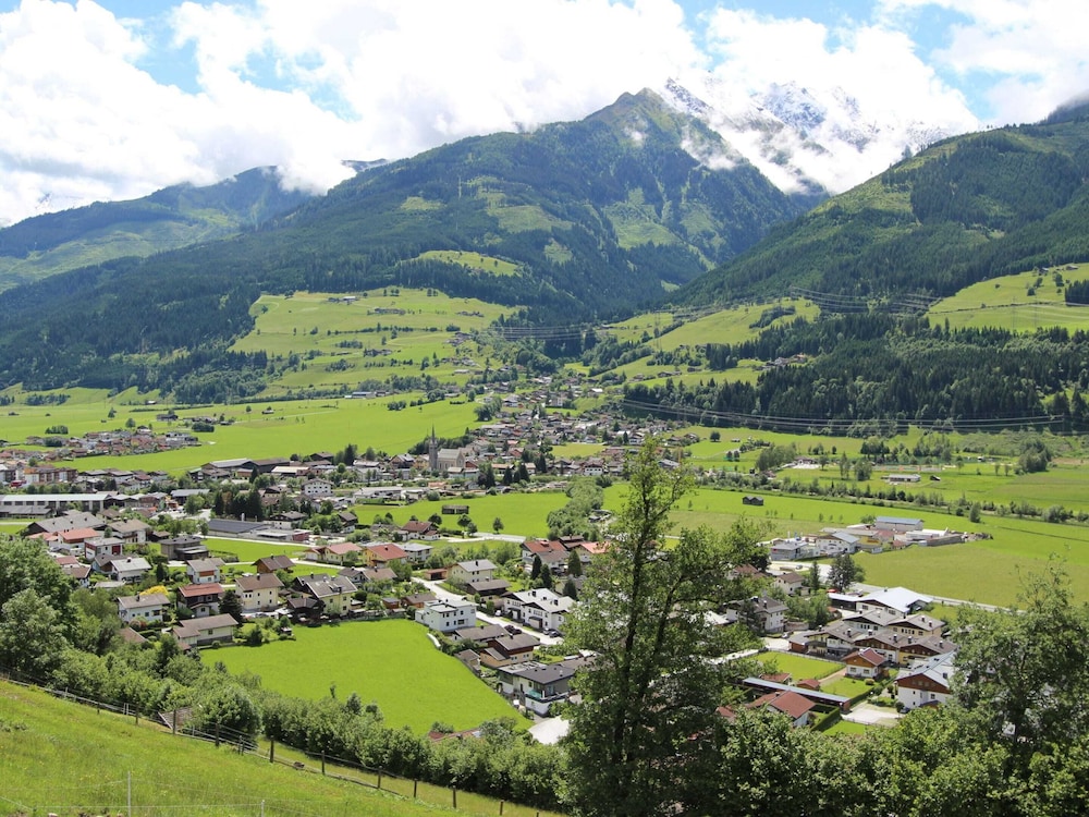 Spacious Apartment near Ski Area in Niedernsill view 5