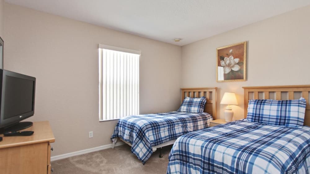 Regal Oaks 2713 view 5