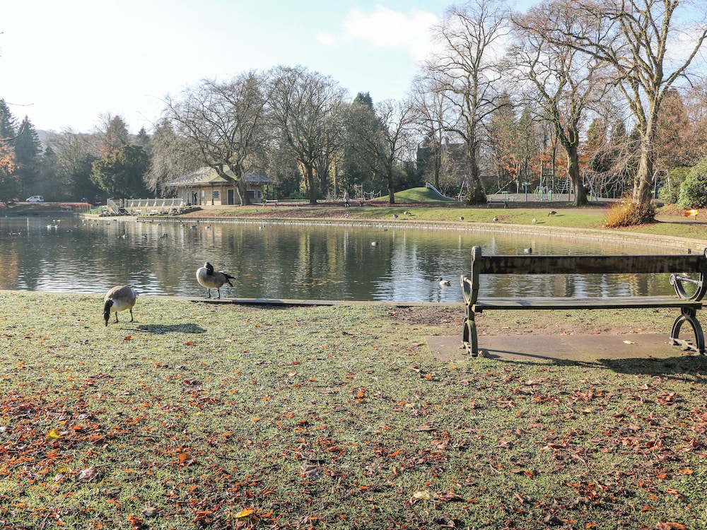 Chatsworth Suite