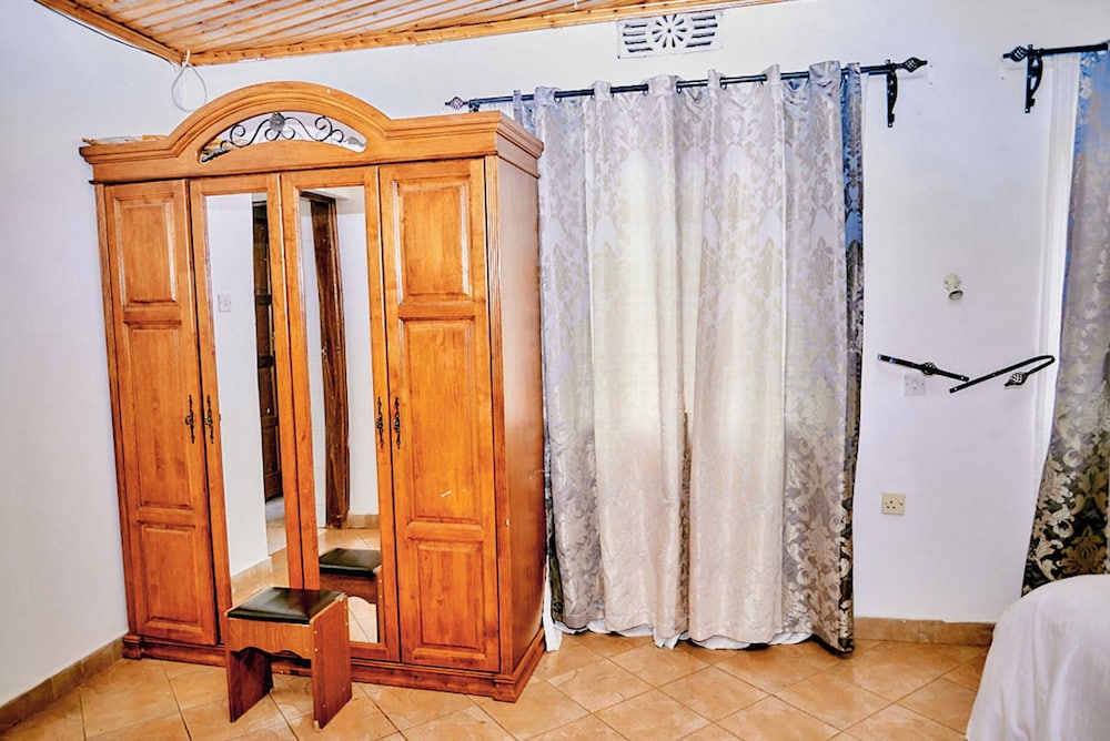 Photo 36
