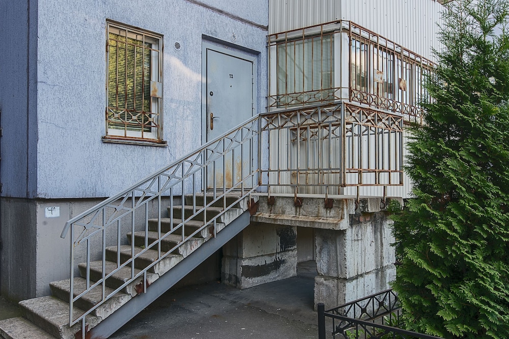 FlatHome24 near Metro Dybenko