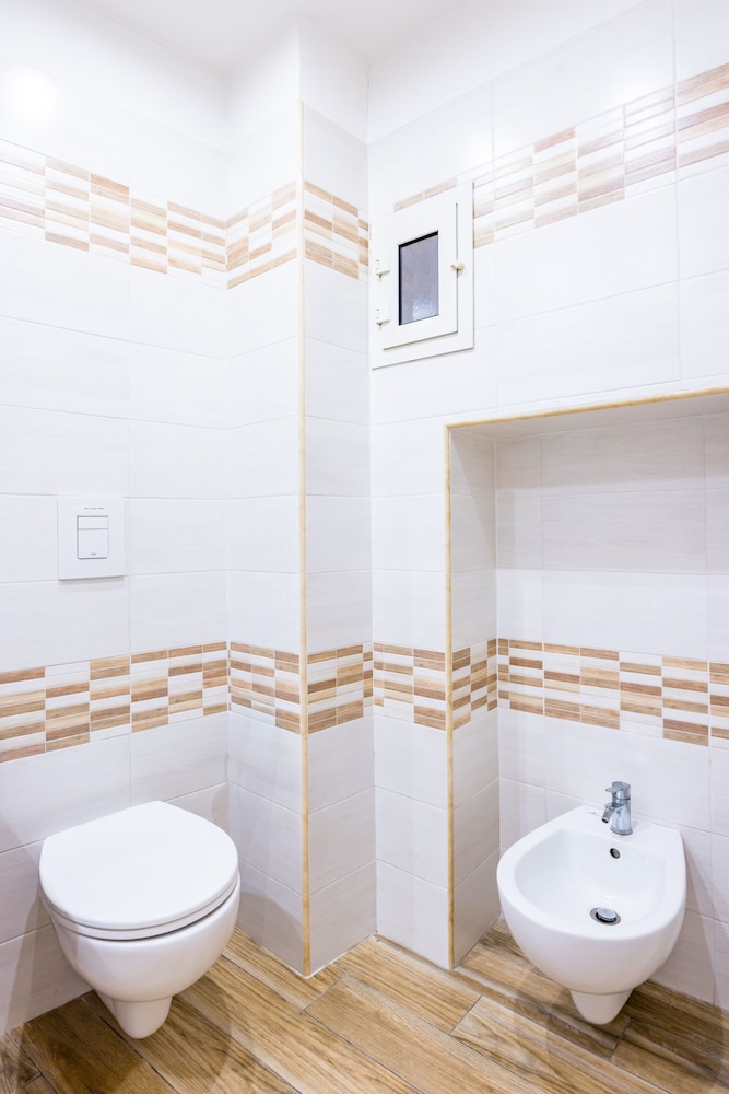 Carlo III Apartment by Wonderful Italy