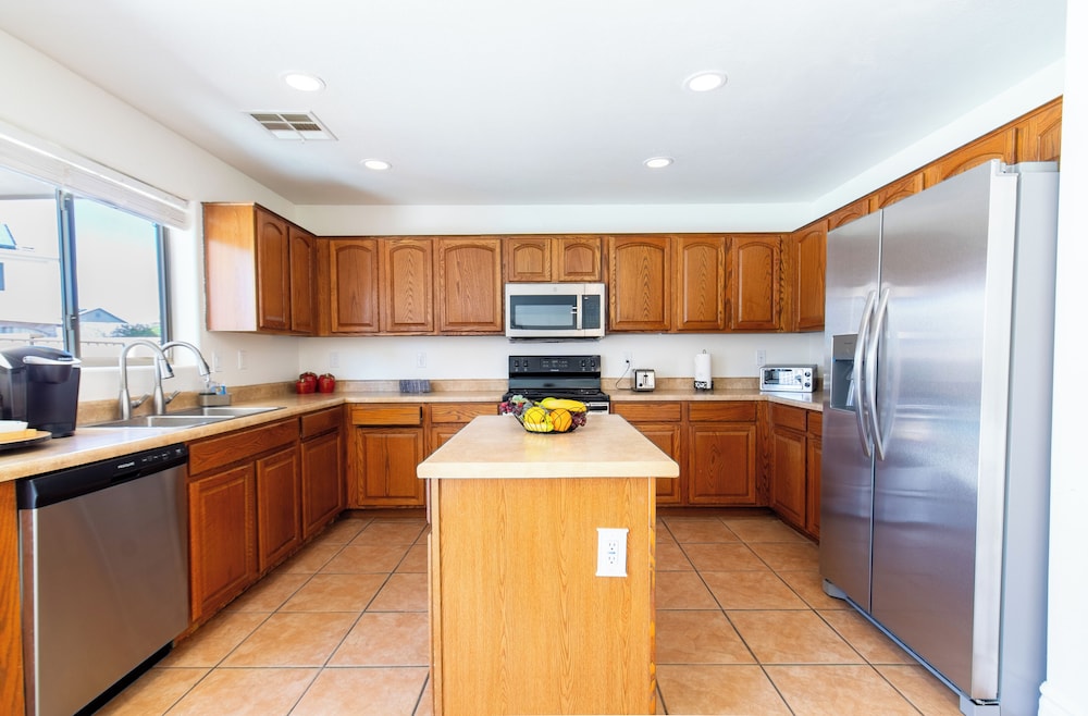 Casa Desert Willow 5BR Home & Pool