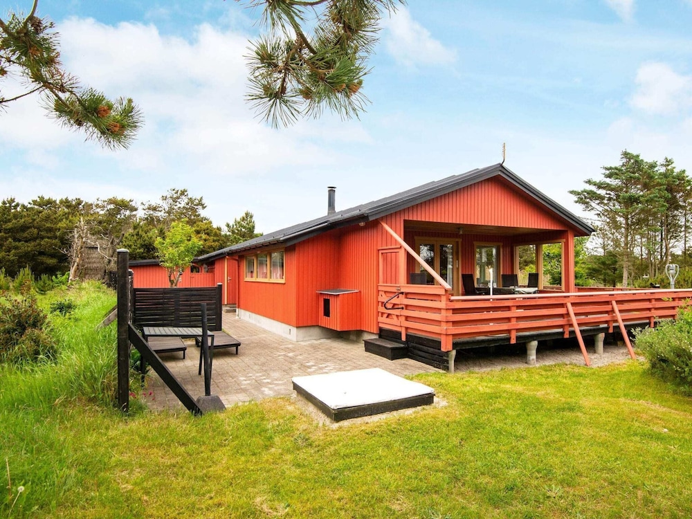 6 Person Holiday Home in Henne