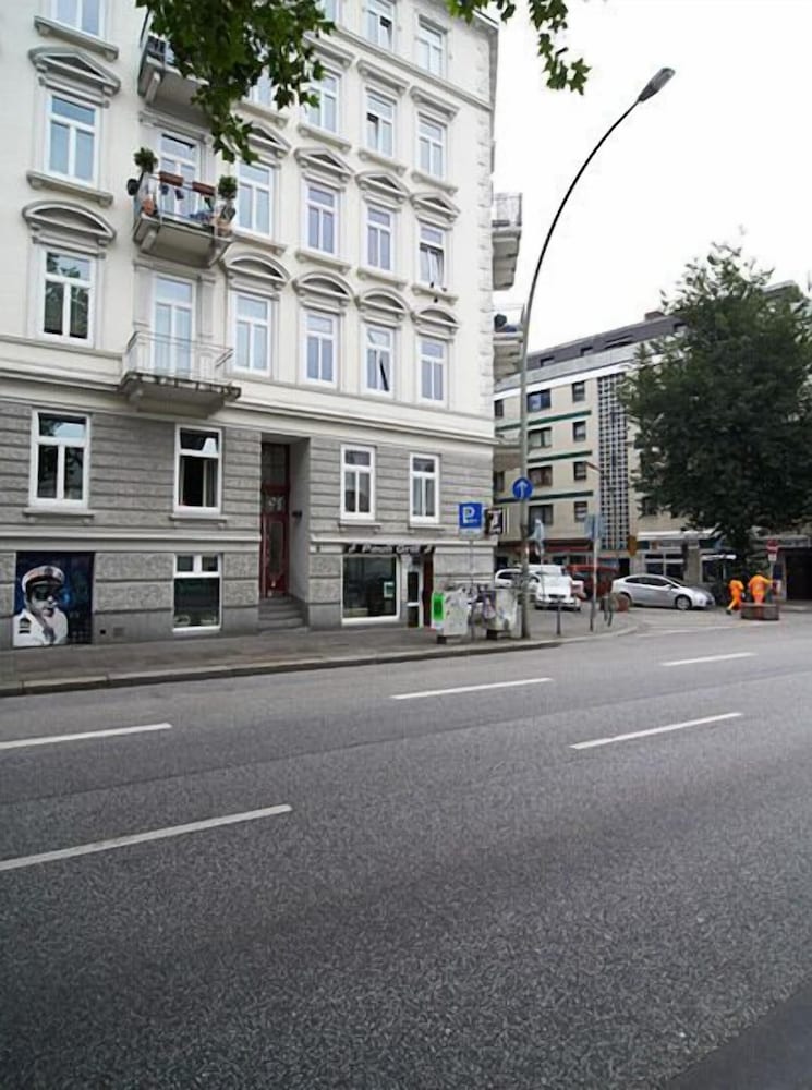 Hamburg Vacations - Gaestezimmer auf St. Pauli - Property Image 7