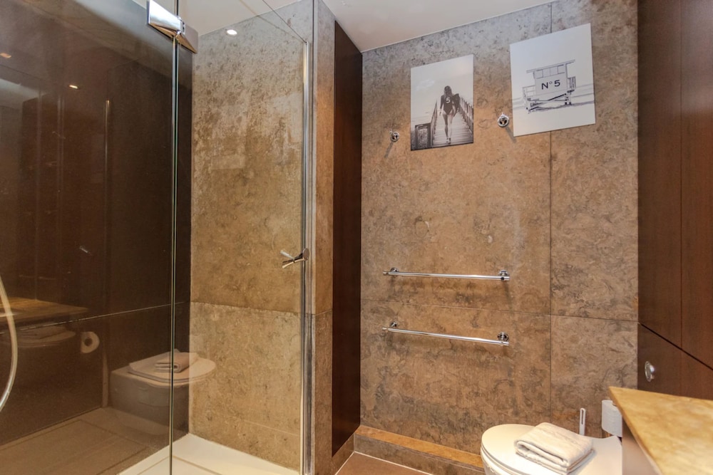 Cosy 1 Bedroom Apartment In South West London