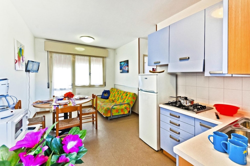 Apartment in Bibione With Balcony photo 5