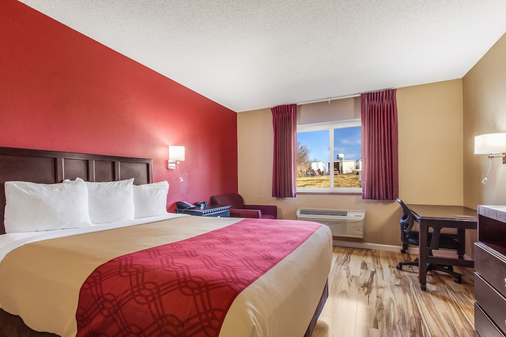 Econo Lodge Shelbyville - Property Image 23