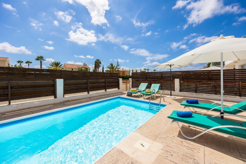 Villa Coral Bay 9 in Peyia