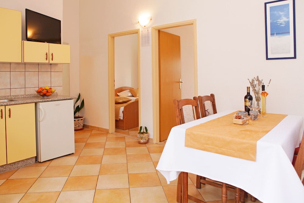 Ratac Apartments