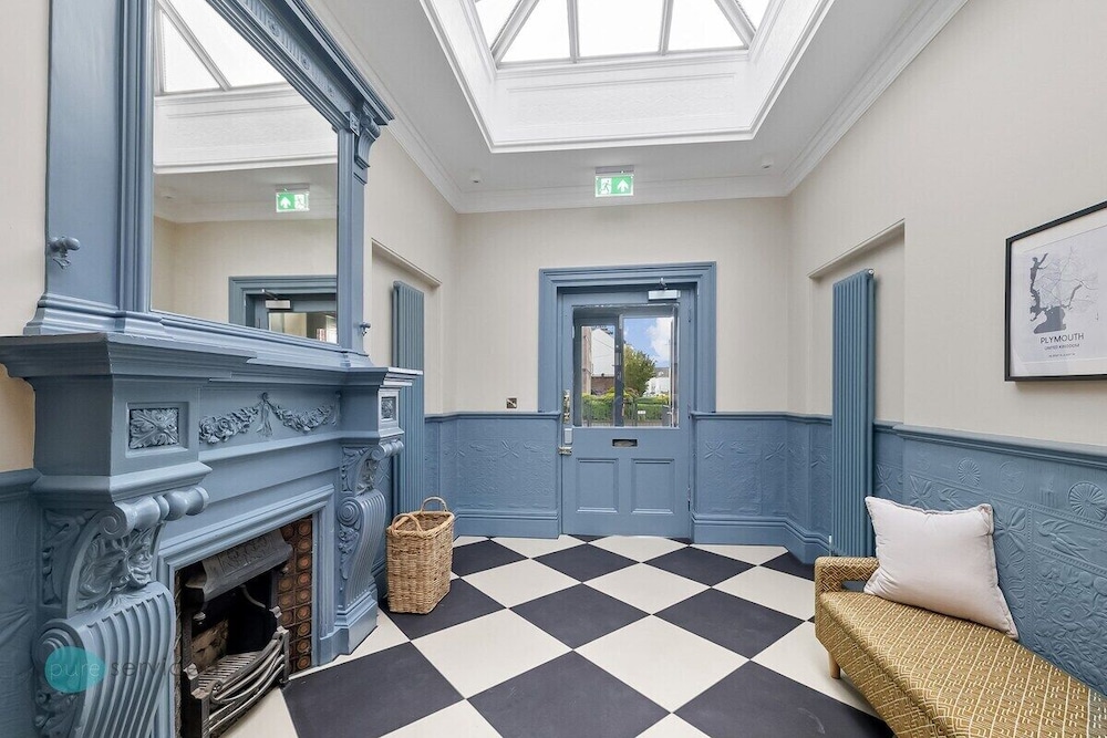 Windsor Villas by Pureserviced