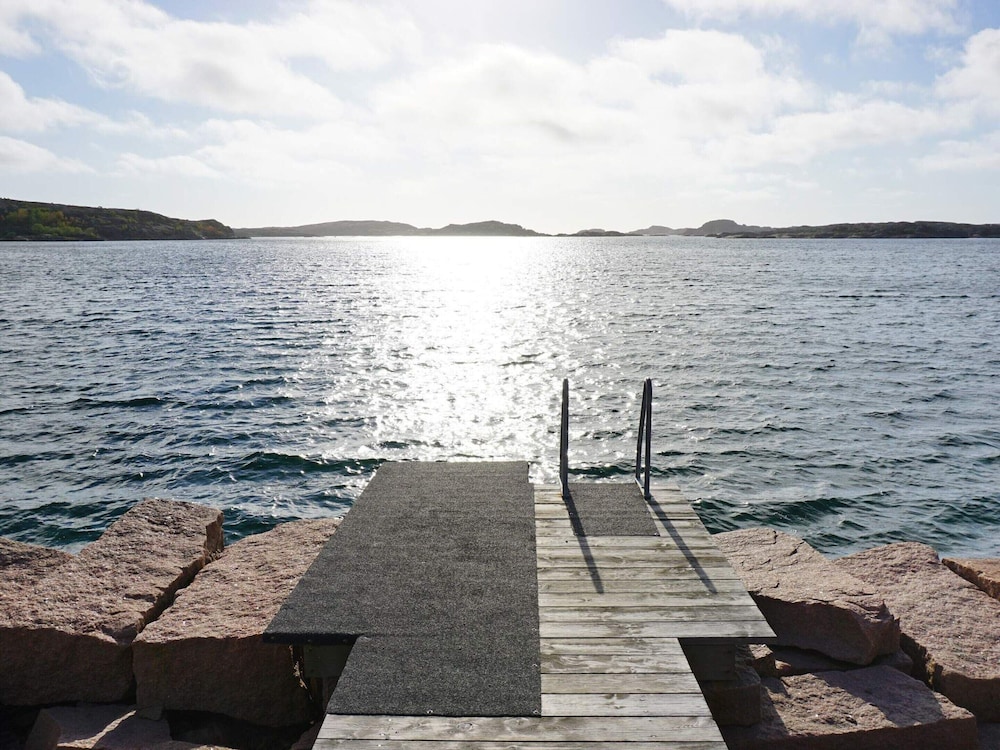 4 Person Holiday Home in Bovallstrand-by Traum