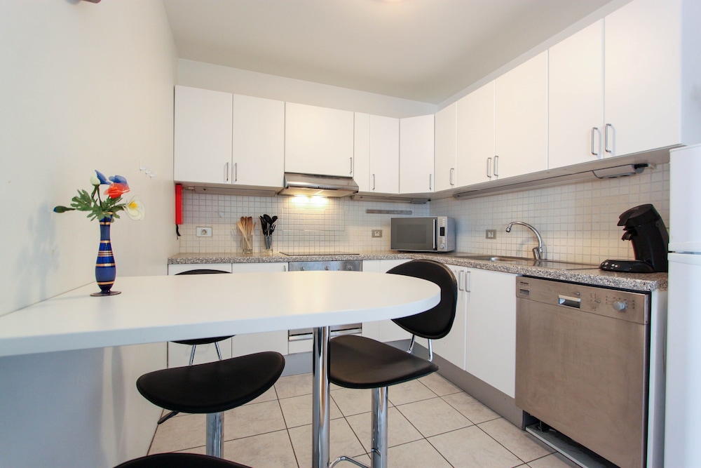 Apartment R23 view 3