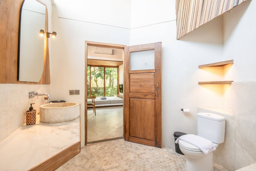 BA Villa 1 Modern 1 BR Villa 800m To Canggu Beach