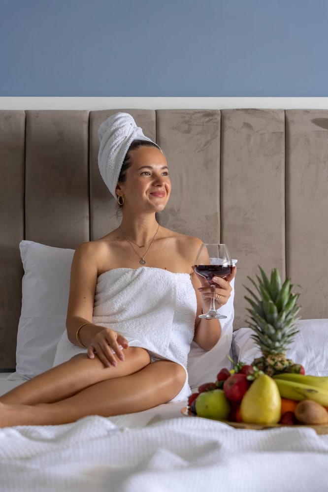 Un Amor Otel (+16) - Image 10