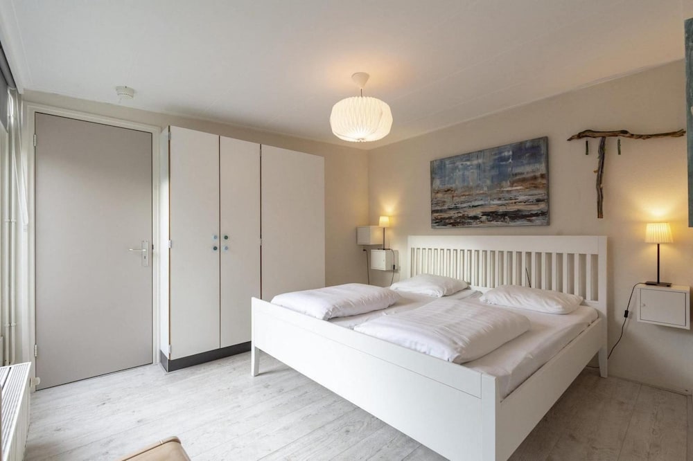 Nice Bungalow Near Beach for 5 Guest