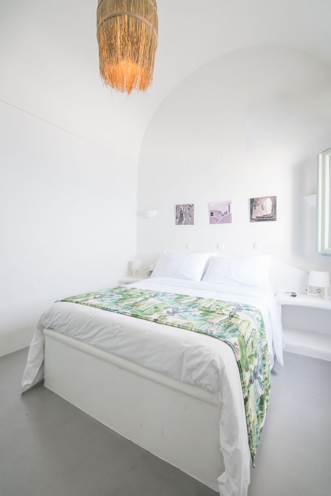 Agave Santorini Design Boutique Hotel