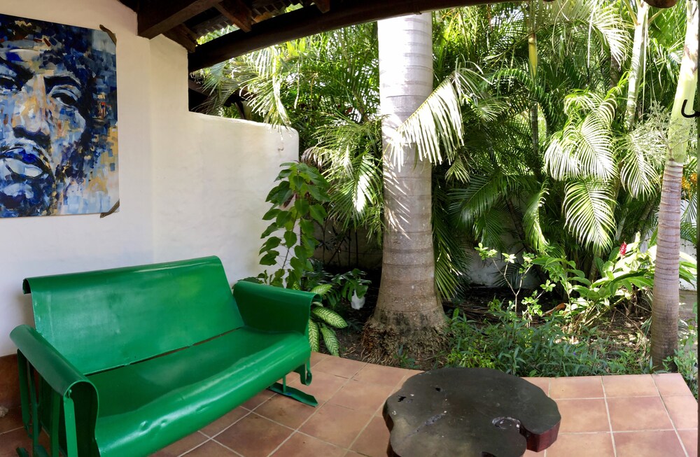 Rancho Chilamate Guest Ranch