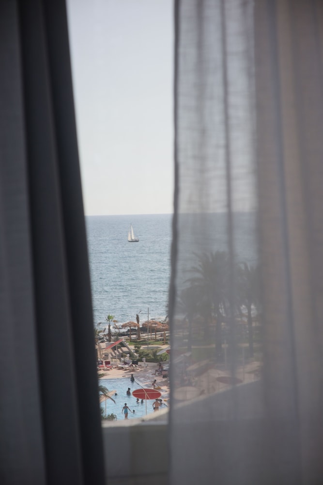 Aqualand Hotel & Resort