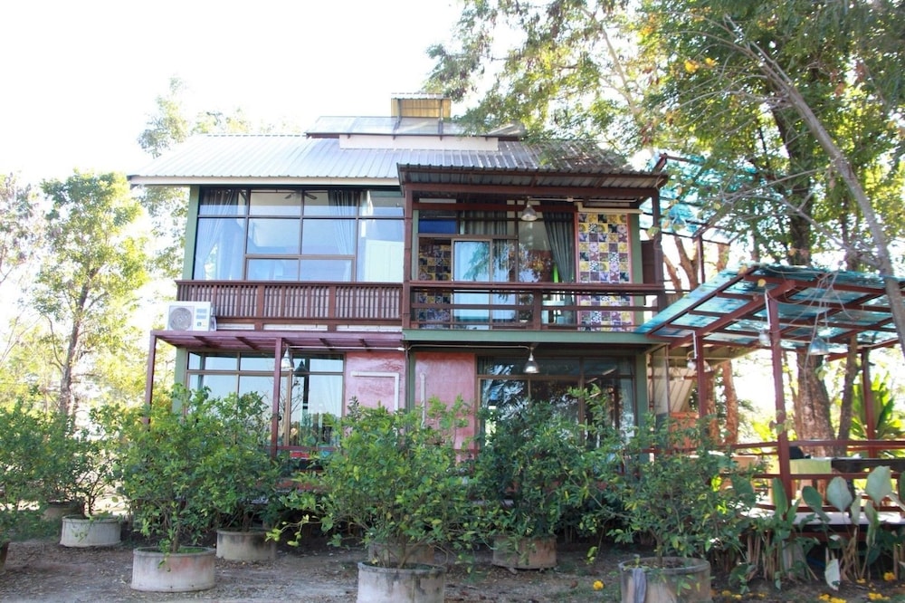 Phu Mi Lum Nao House