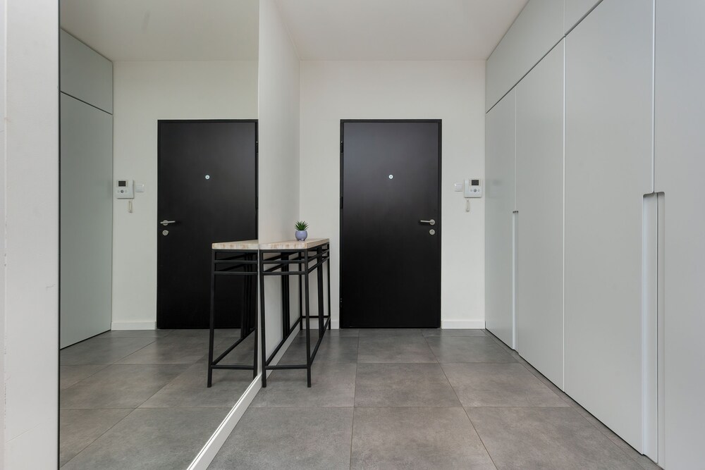 Apartment Siedmiogrodzka Wola by Renters view 2