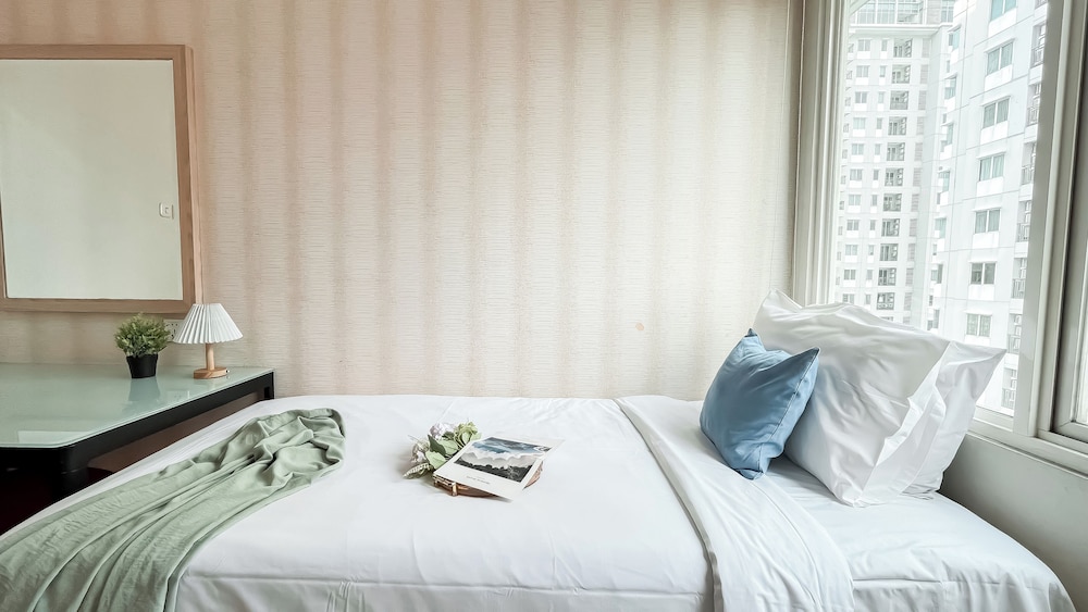 Nice And Cozy 3Br Apartment At Thamrin Residence