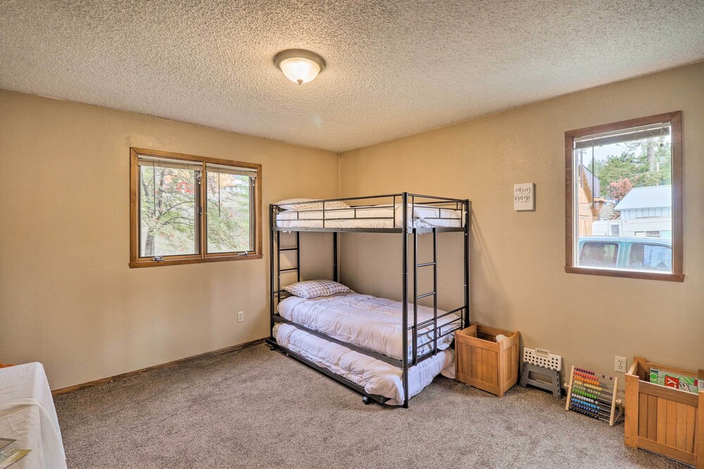 Pet-friendly Lakeside Hideaway ~ 1 Mi to Downtown! view 5