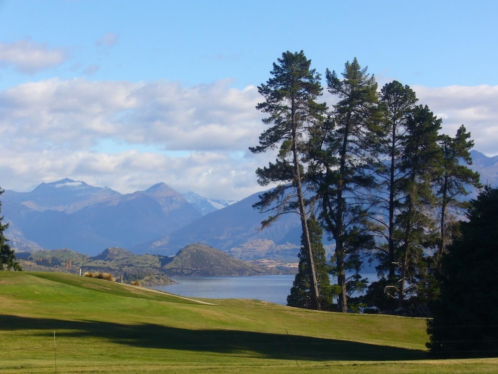 Golf Course Road Chalets — photo 23