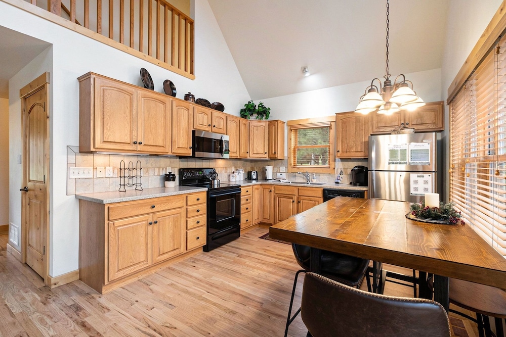 Cozy Solitude Cabins - Estes Park CO