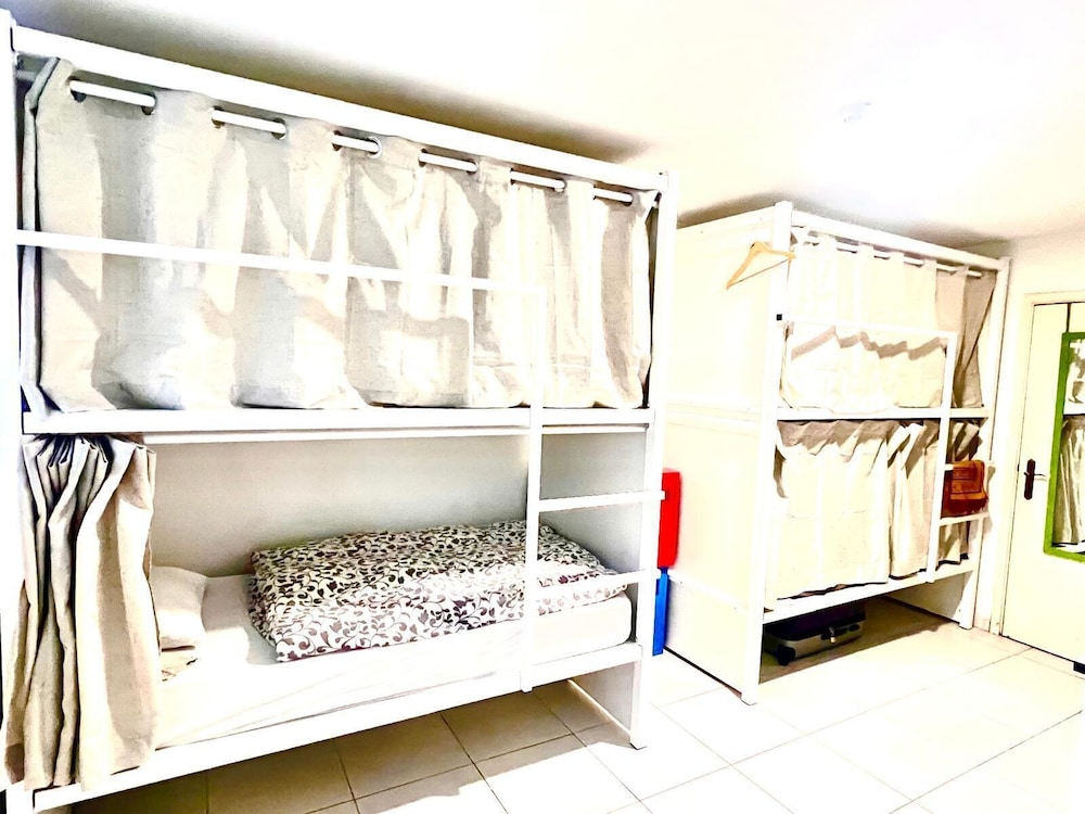 SwissPorto Guest House