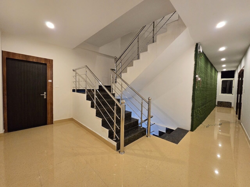 Aghor Guest House