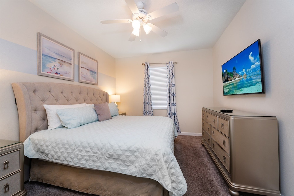 9BR Villa Home Theater Pool Sleeps 16