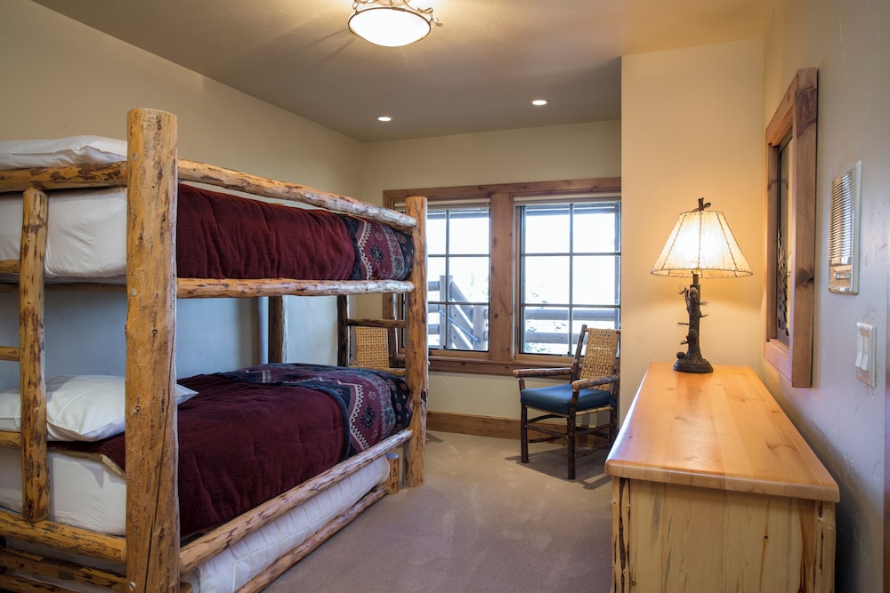 Stag Lodge at Deer Valley Resort - Four Bedroom with Spa #23 4 Condo