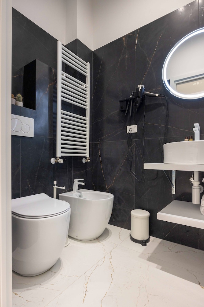 Excelsior Station Suite