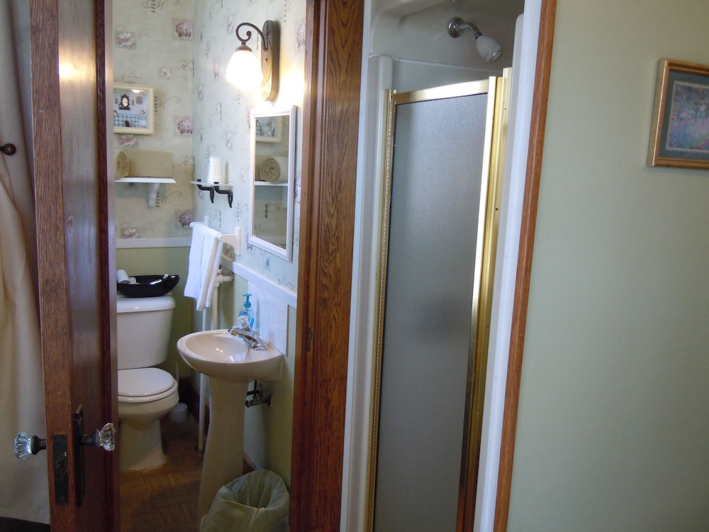 Glen Mhor Bed and Breakfast