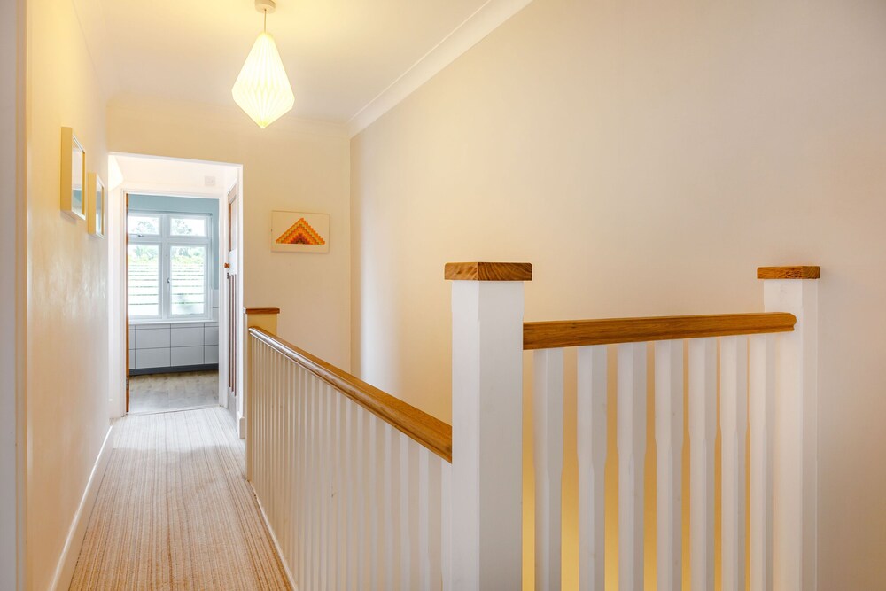 11 Beech Road