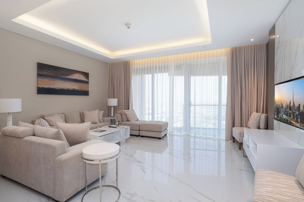 Holistay luxury collection1BR Dubai mall