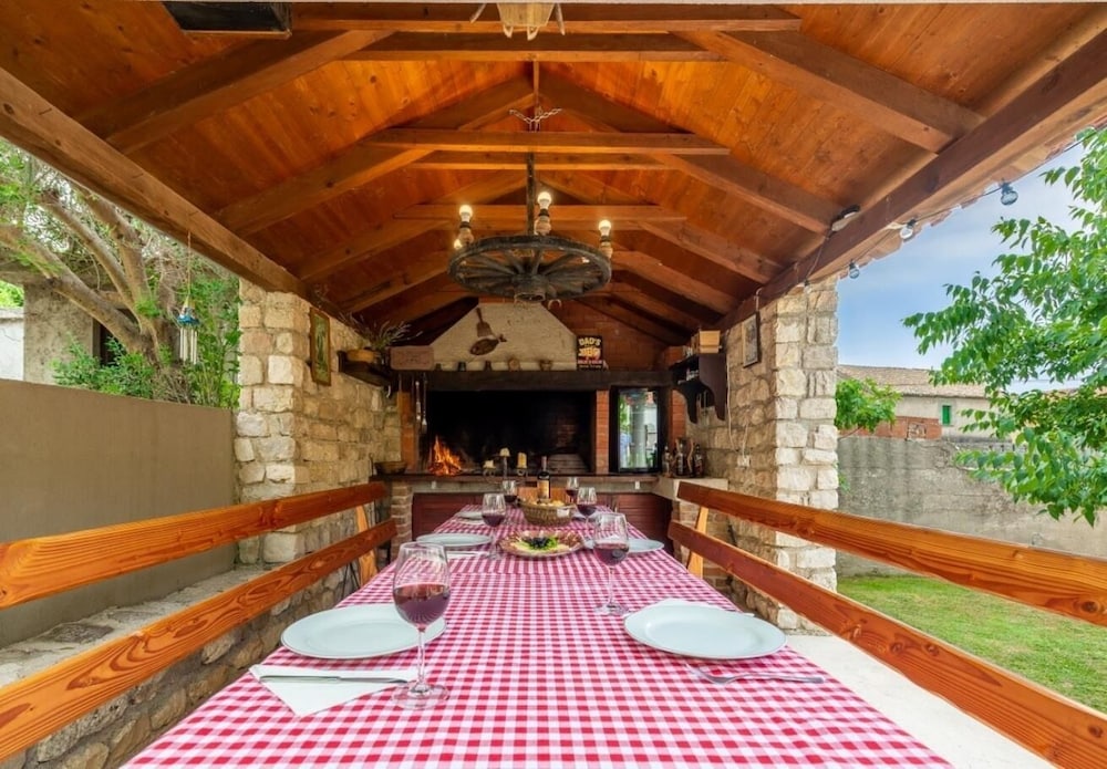 Bosko - 30m From the sea With Parking - SA2 view 5
