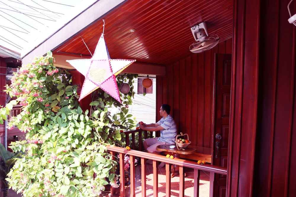 Apple Guesthouse