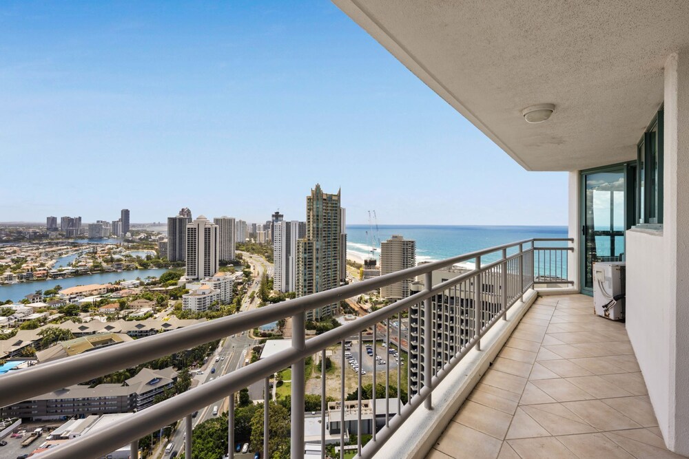 Crown Towers Resort - Luxury Apartment
