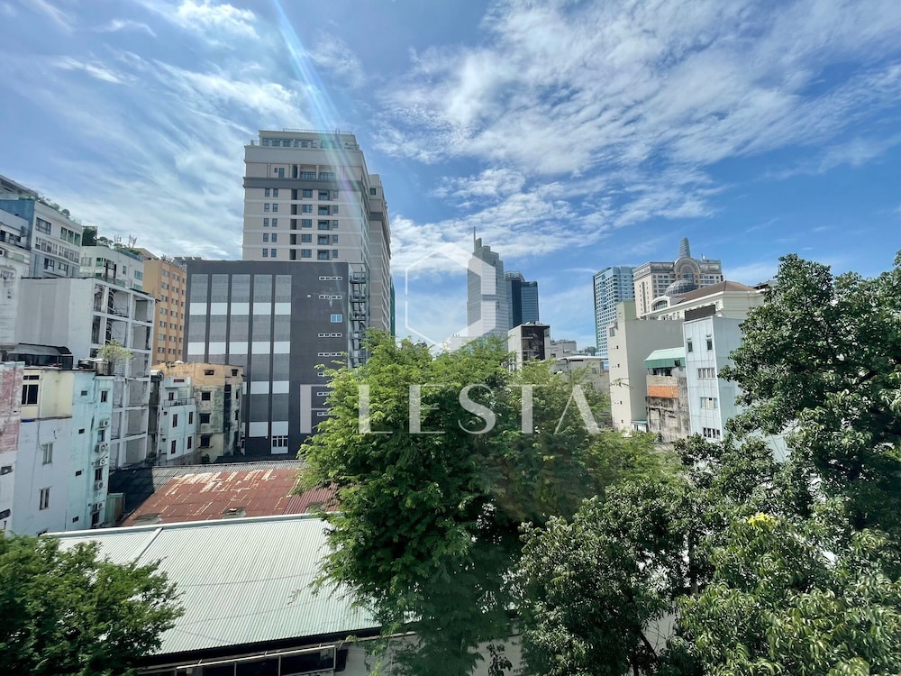 FLESTA Lê Thánh Tôn serviced apartment