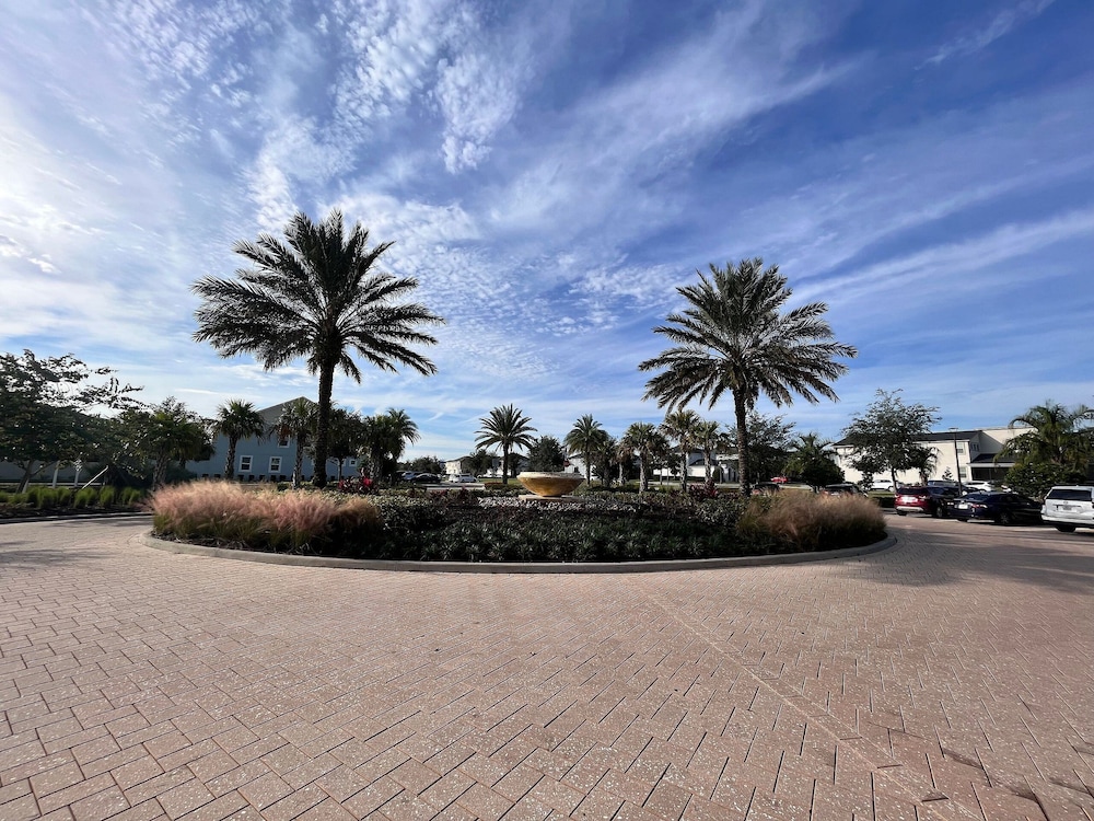 Solara Resort - Image 1