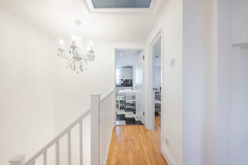Above Beyond - Fitzrovia - by Frankie Says