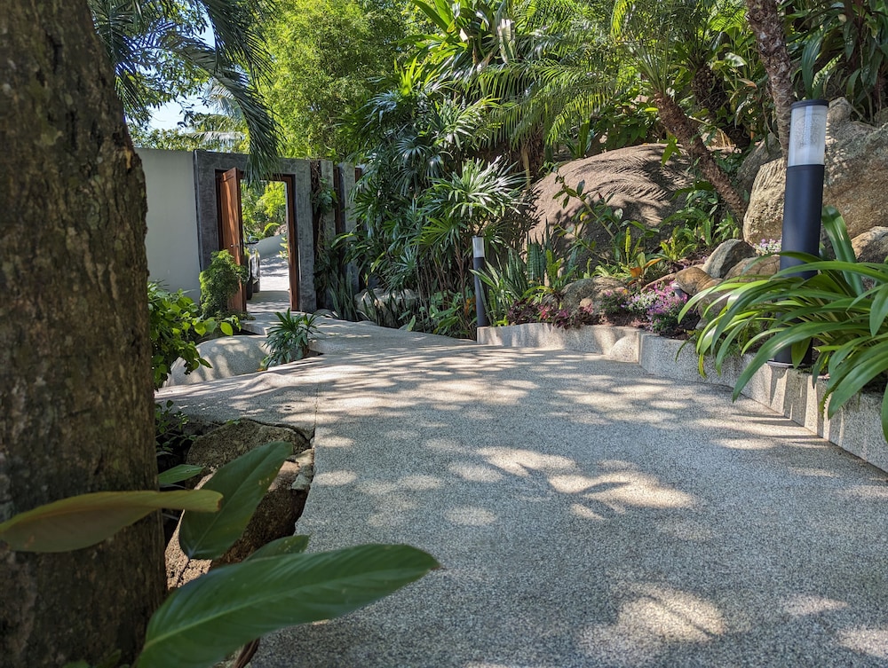 Villa Moonshadow