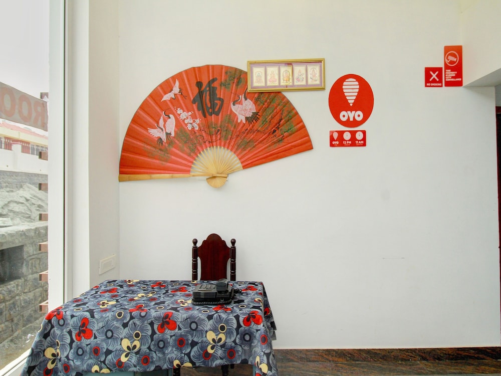 OYO 14240 MOHAN RESIDENCY