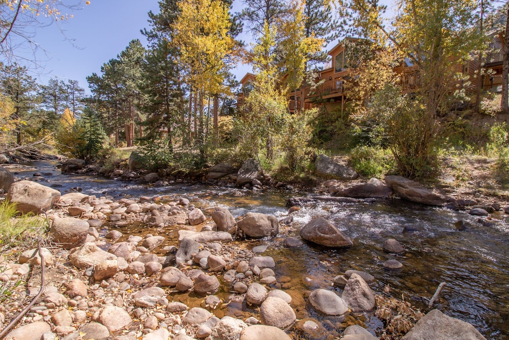 Riverwood on Fall River - Property Image 10