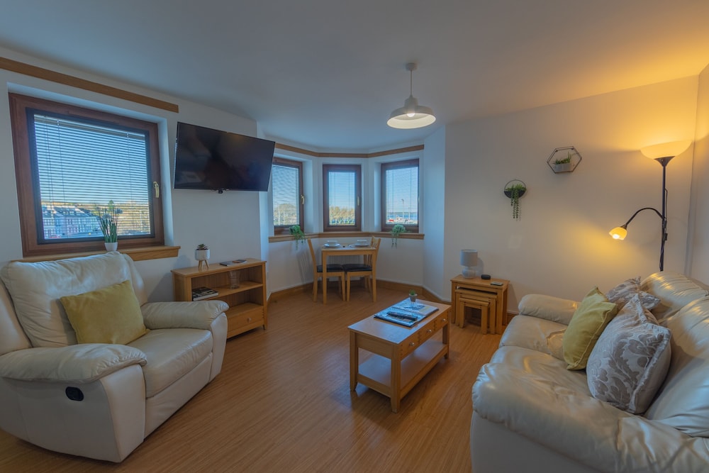 Quay Head View Aparthotel